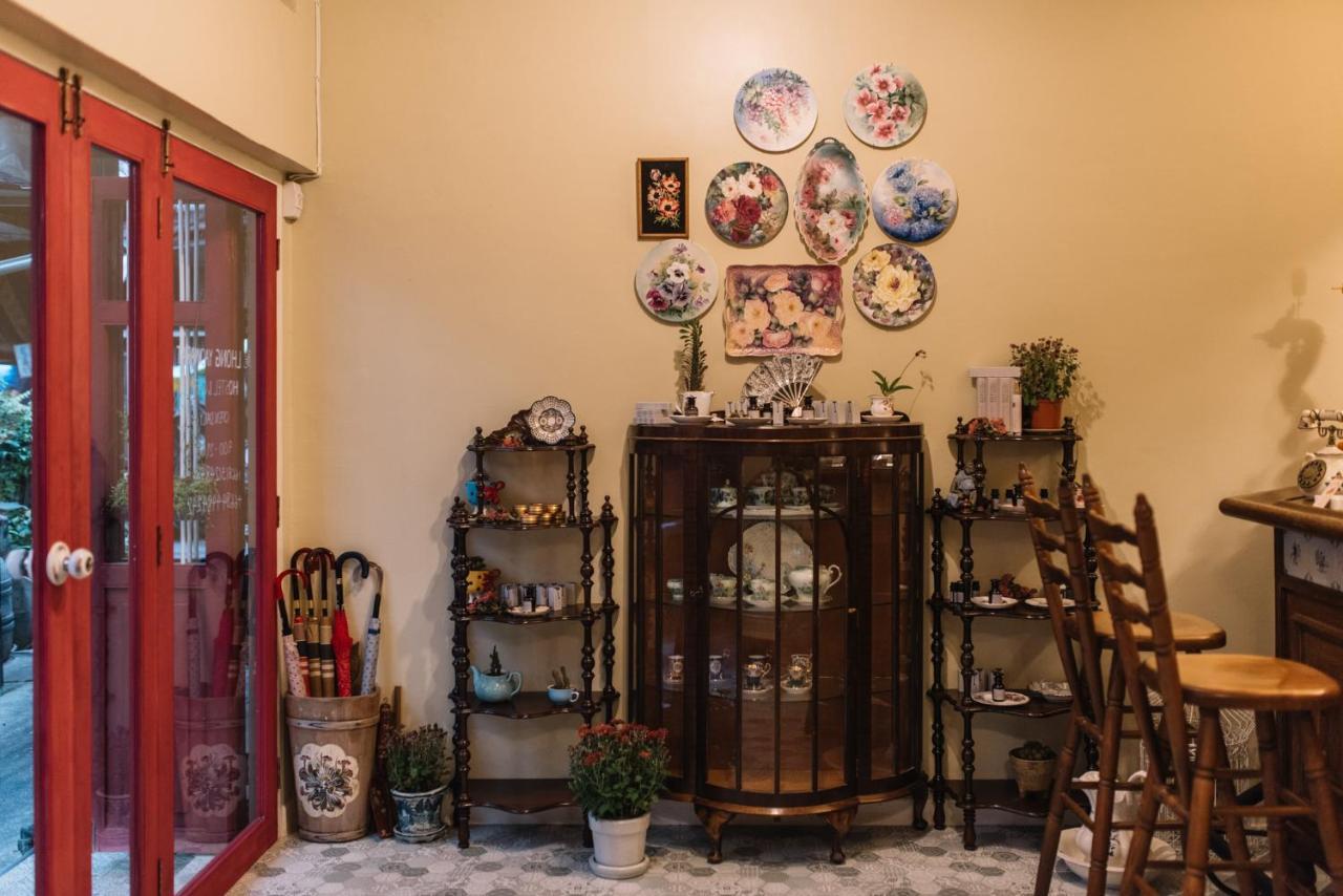 Lhong Yaowarat Hostel Бангкок Экстерьер фото