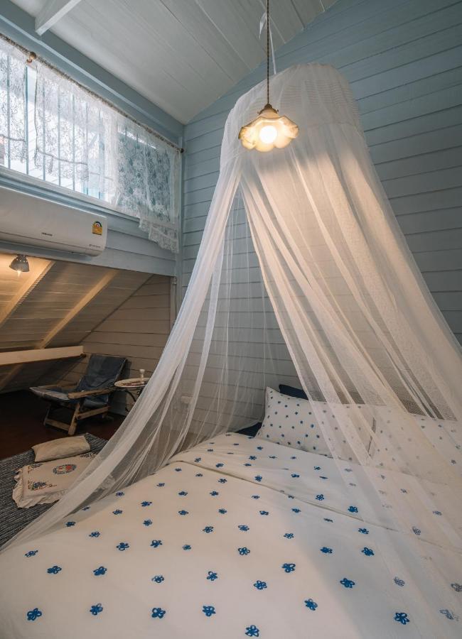 Lhong Yaowarat Hostel Бангкок Экстерьер фото