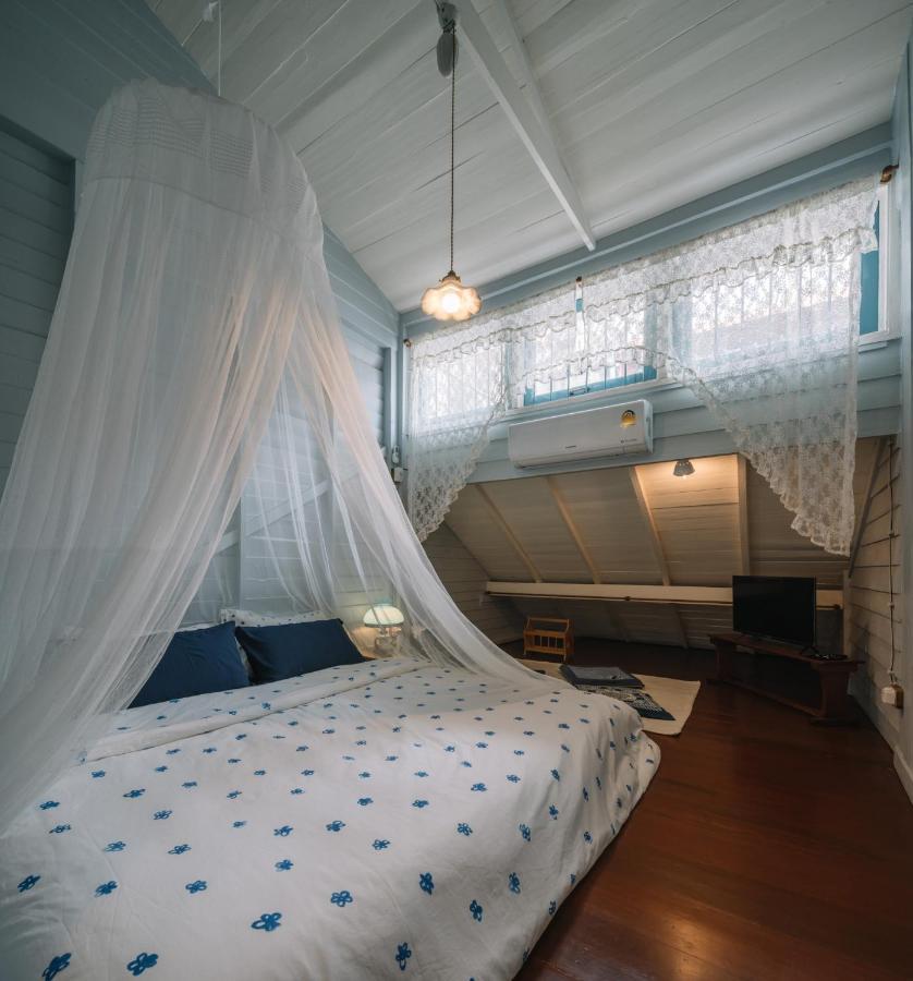 Lhong Yaowarat Hostel Бангкок Экстерьер фото